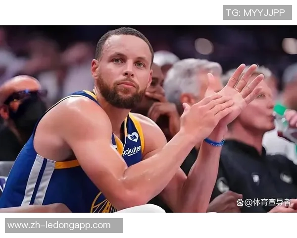 库里回应文班干扰罚球事件称特意配合球迷反应 库里回应文班干扰罚球事件称特意配合球迷反应