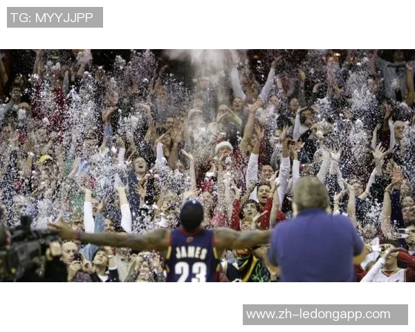 詹姆斯谈眼睛进镁粉的体验表示自己其实感受不到这些异物的存在